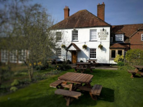  The Furze Bush Inn  Ньюбери